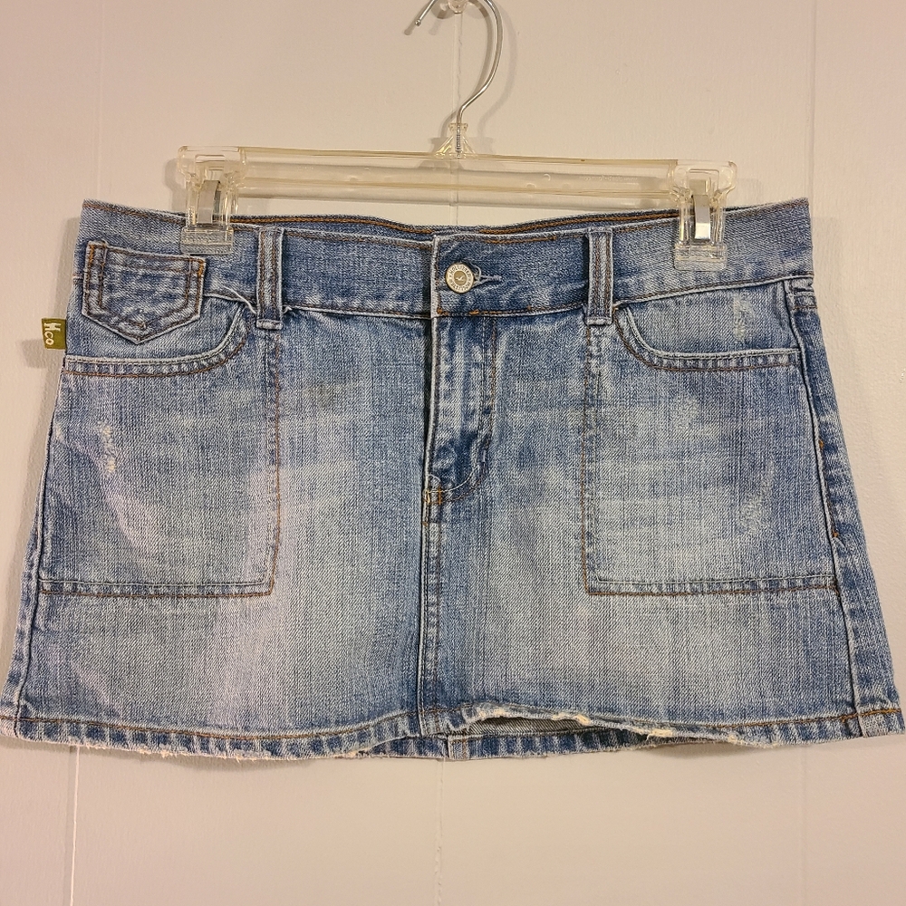 Y2K Retro 2000's Vintage Hollister Co micro mini jean denim skirt